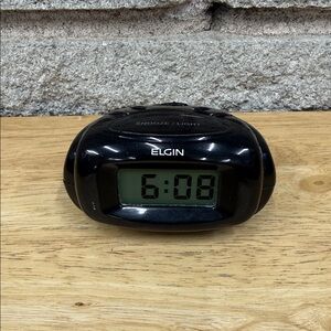 Elgin Black Digital Alarm Clock